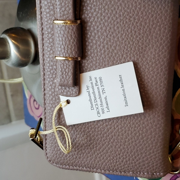 Mauve wallet zip closure wrist strap bow detail 3 sections - Picture 7 of 10